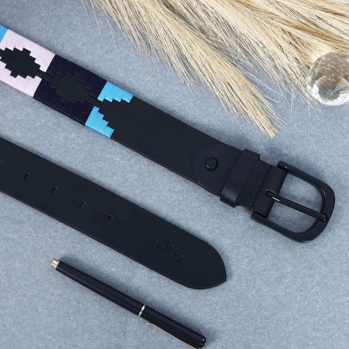 Unisex Handcrafted Leather Belt With Geometric Woven Fabric Accent And Vintage Metal Buckle