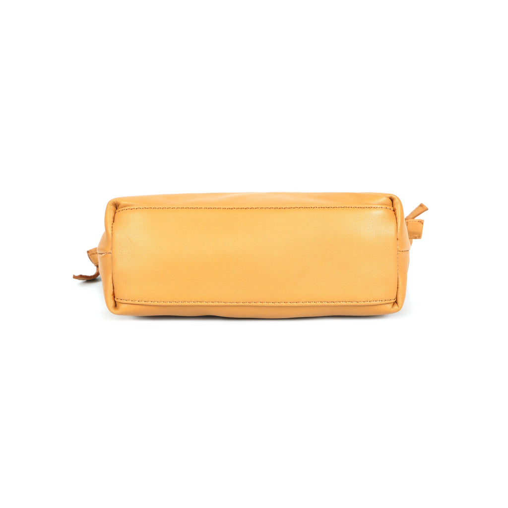 Premium Leather Hobo Shoulder Bag with Adjustable Strap, Zip Closure & Inner Pockets