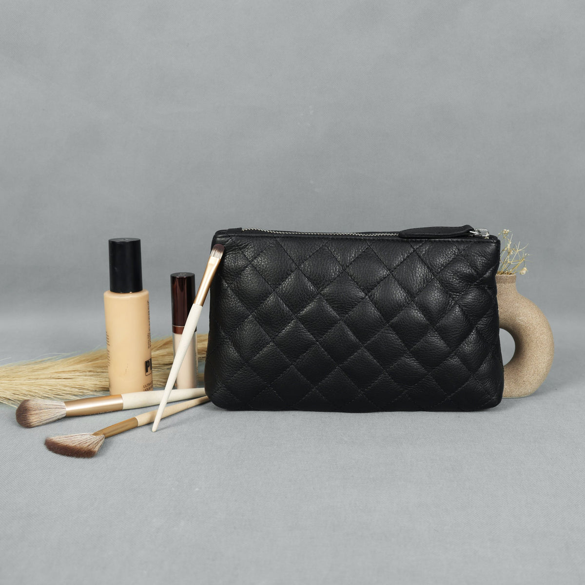Elegant Quilted Black Leather Clutch – Chic Evening & Party Essential