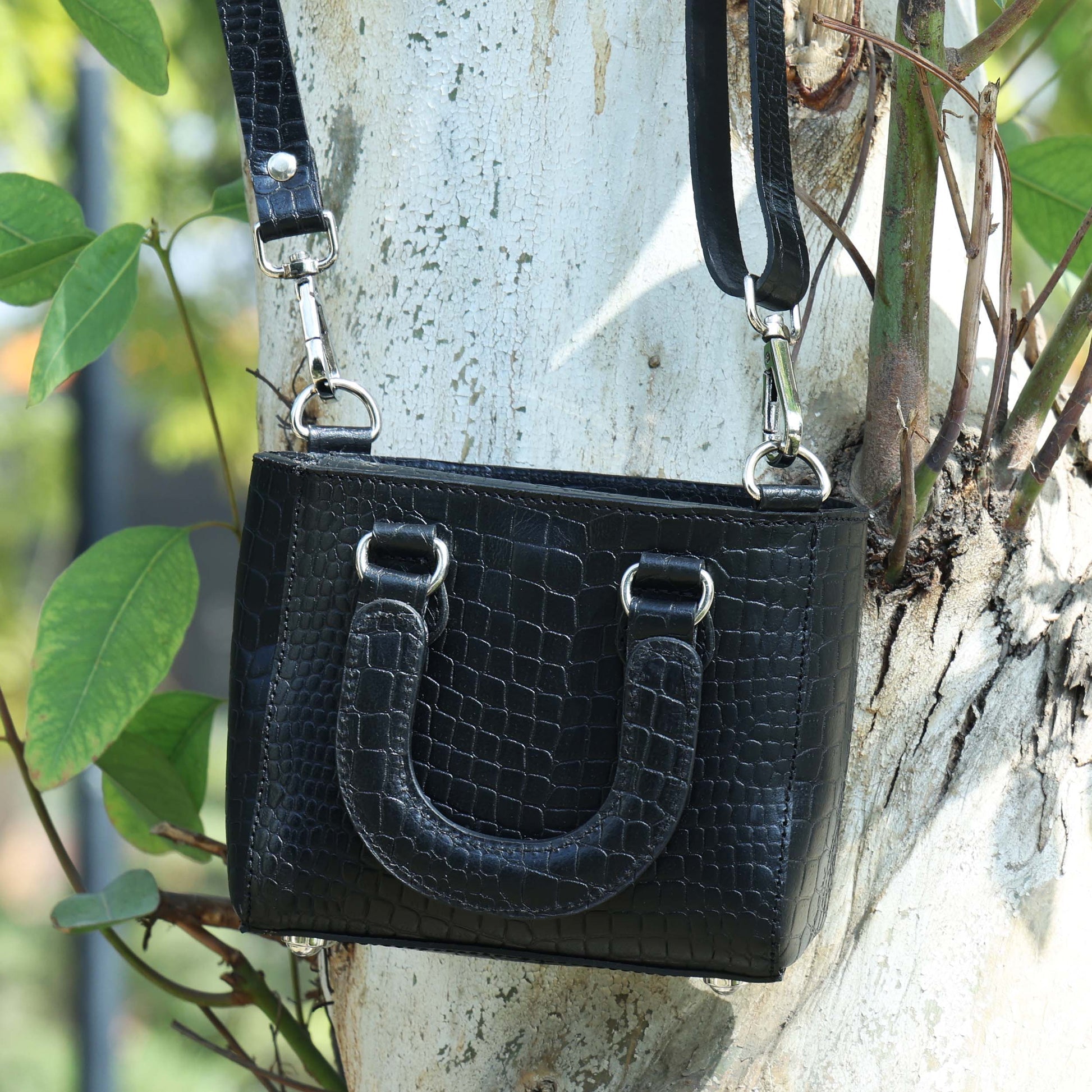 Stylish Leather Croco Print Sling Bag ƒ????? Chic & Versatile. BG-1621
