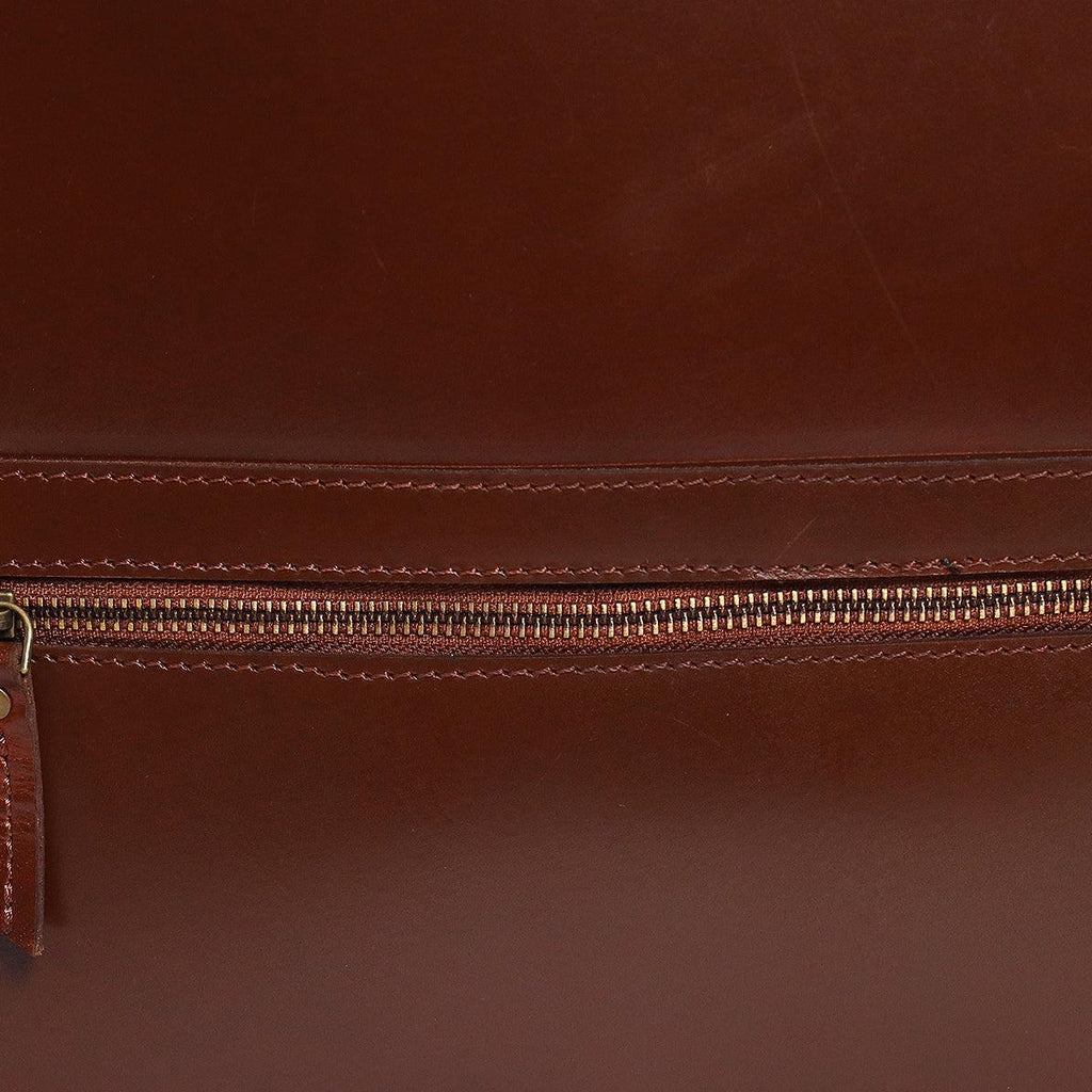 Premium Full-Grain Leather DSLR Camera Messenger & Travel Photography Bag