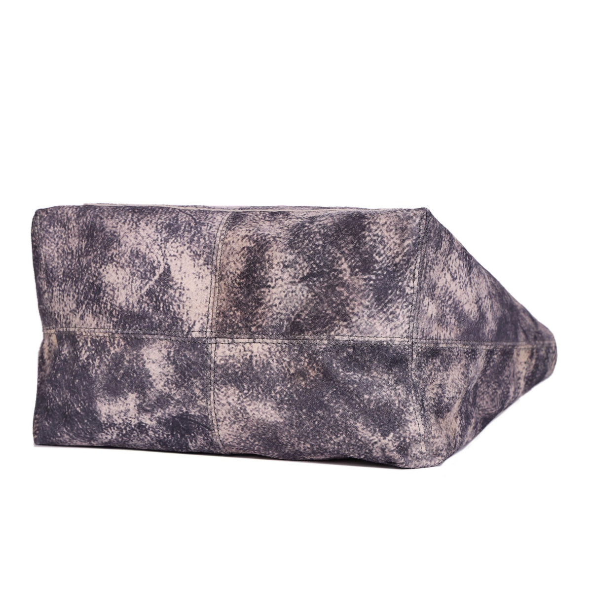 Premium Textured Leather Tote Bag with Contemporary Finish