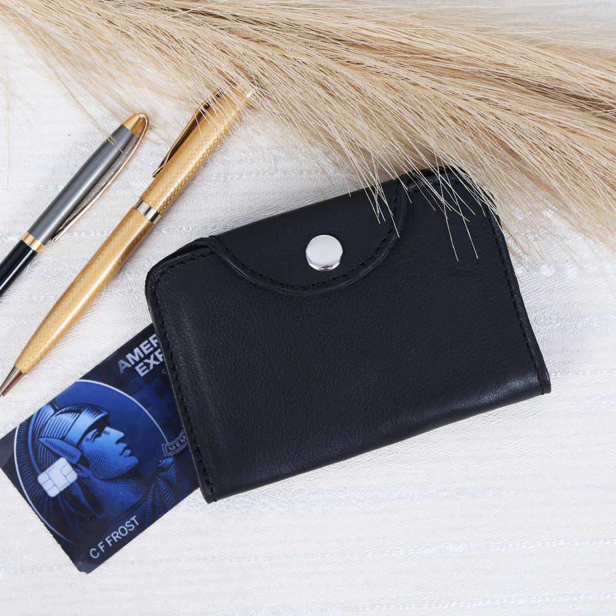 Premium Leather Cardholder ƒ????? Slim, Stylish & Durable Wallet for Men & Women.LA-1416