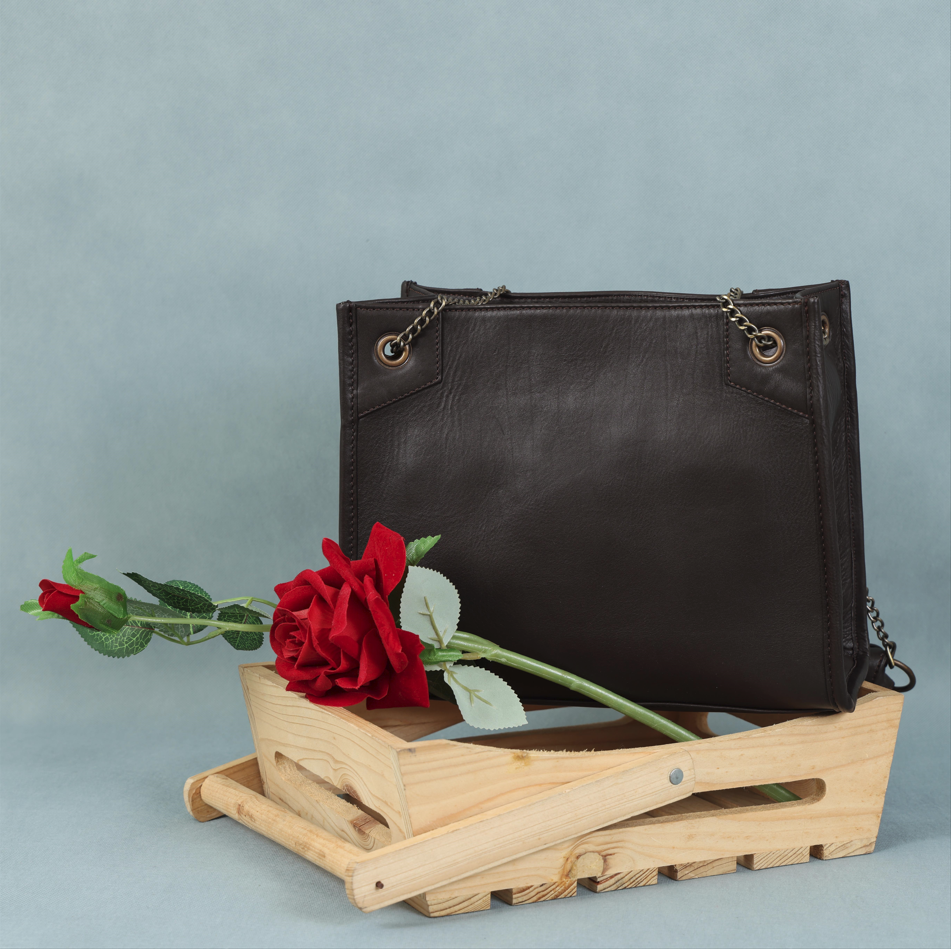 Premium Leather Chain Handle Tote Bag with Zipper Closure