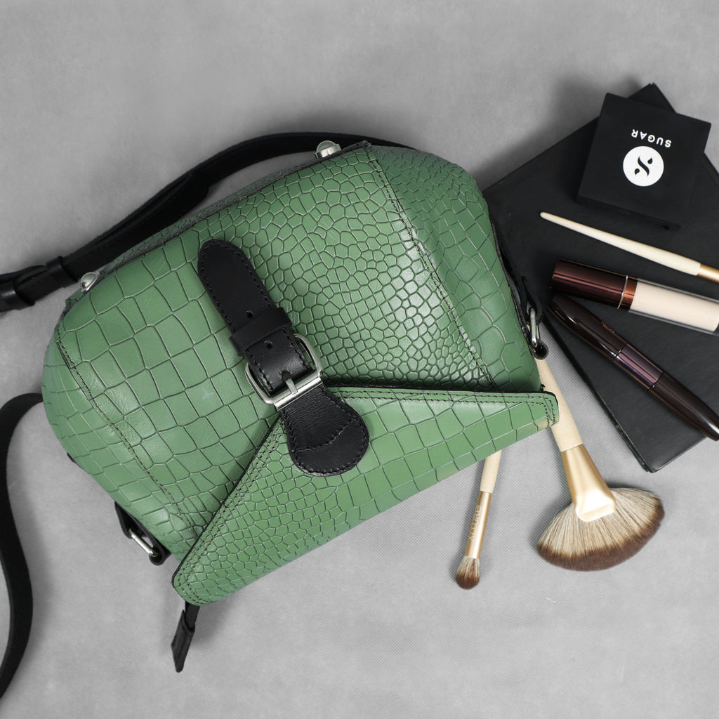 Croc-Texture Structured Crossbody Bag with Buckle Flap & Adjustable Strap