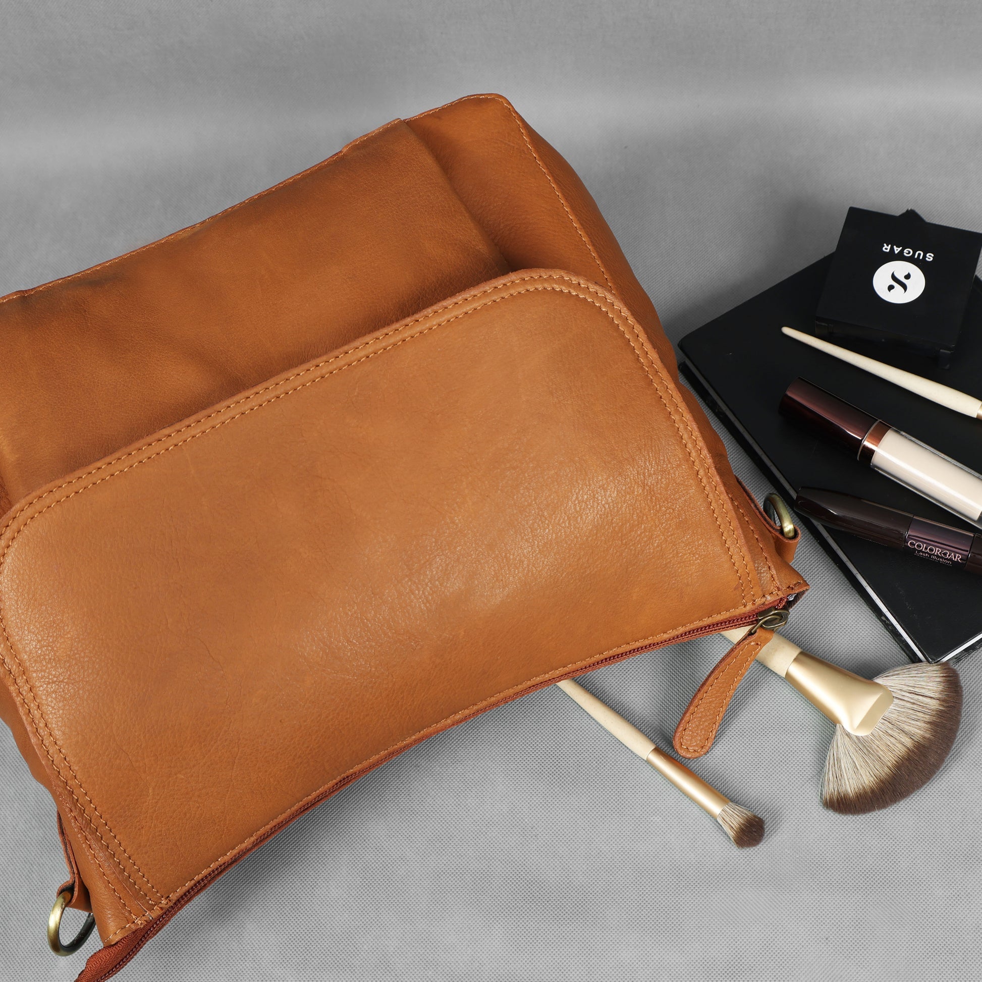 Premium Tan Leather Crossbody Messenger Bag with Multiple Zip Pockets & Adjustable Strap