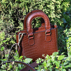Stylish Leather Croco Print Sling Bag ƒ????? Chic & Versatile. BG-1621