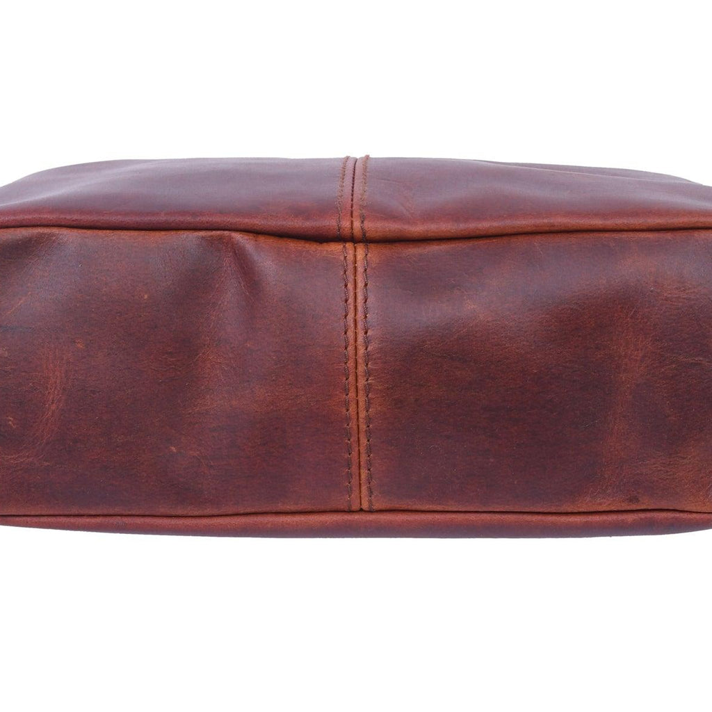 Vintage Leather Crossbody Bag with Dual Zipper Compartments for Everyday Use