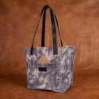 Premium Textured Leather Tote Bag with Contemporary Finish