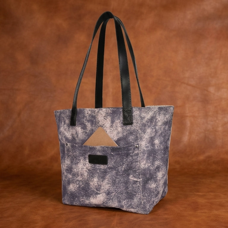 Premium Textured Leather Tote Bag with Contemporary Finish