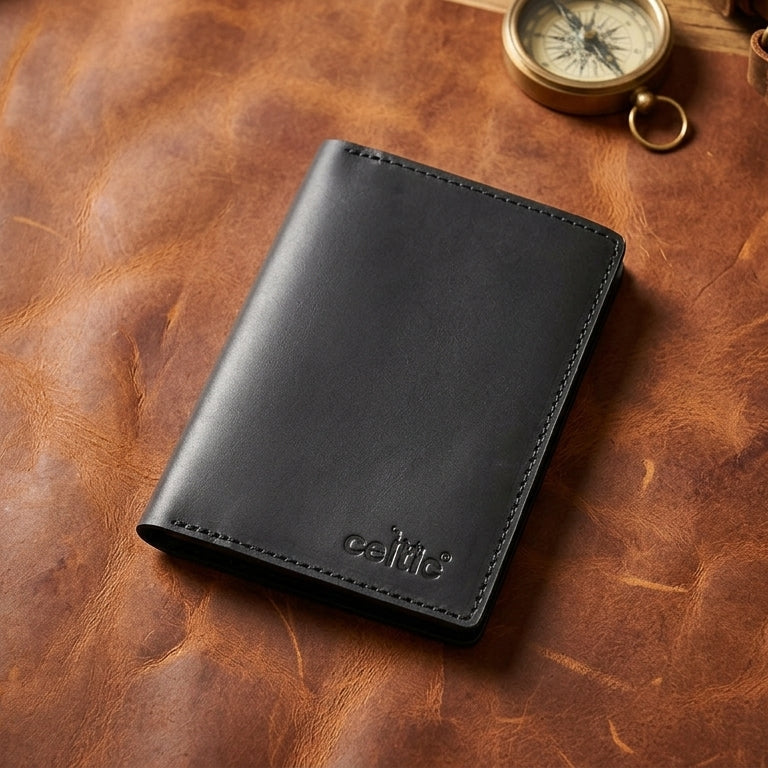 pure leather passport case with designer look. Art: LA-1415