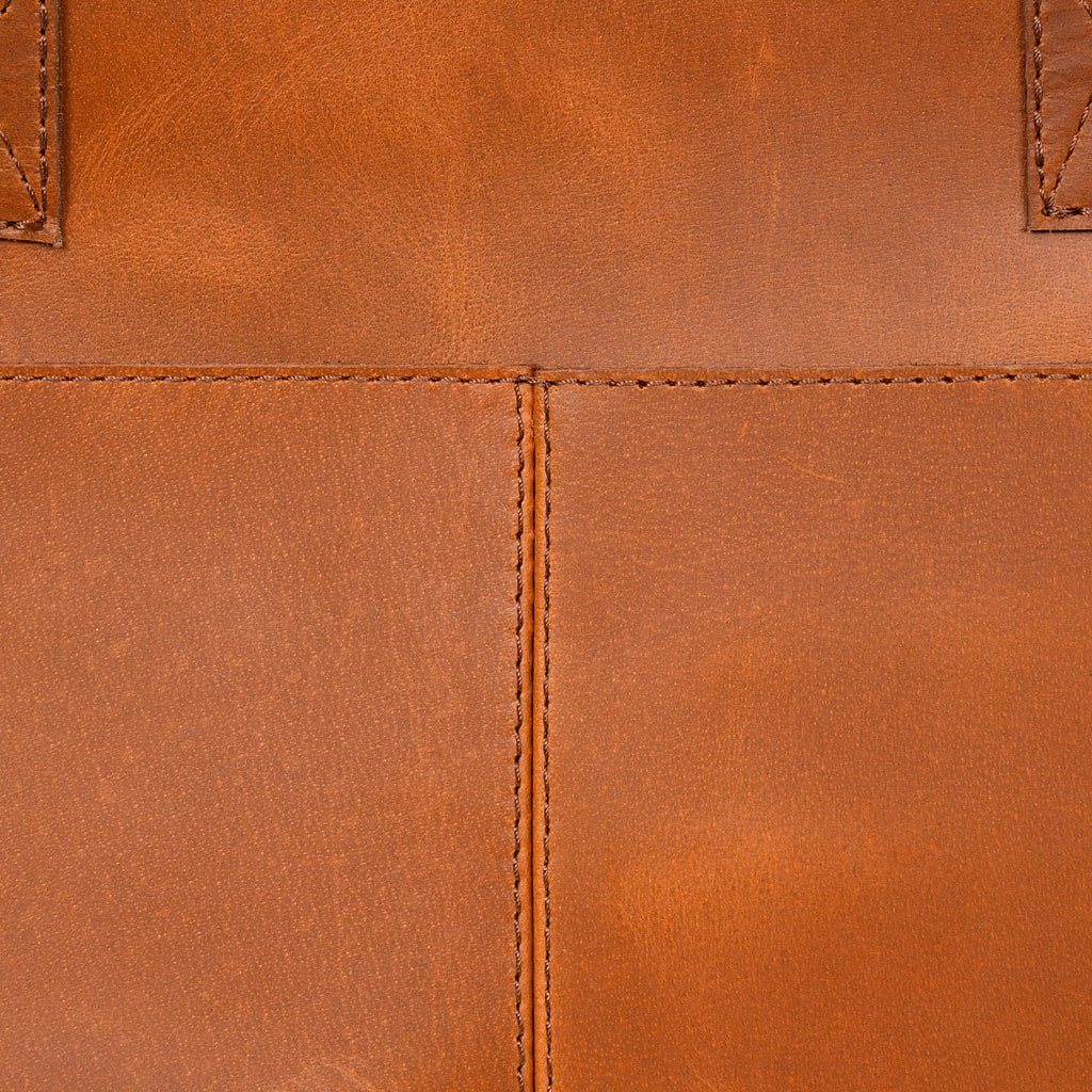 Women’s Leather Tote Bag with Front Pockets – Structured Laptop Shoulder bag