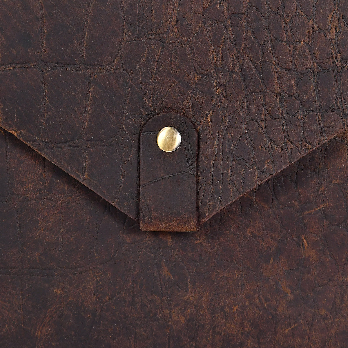 Vintage Croc-Textured Brown Leather Crossbody Sling Bag