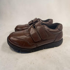 SCHOOL SHOE