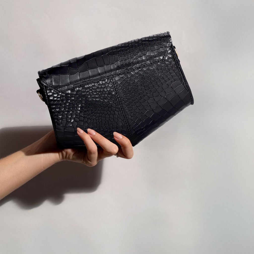 Premium Textured Leather Flap Sling Bag with Adjustable Strap & Inner Zip Pocket