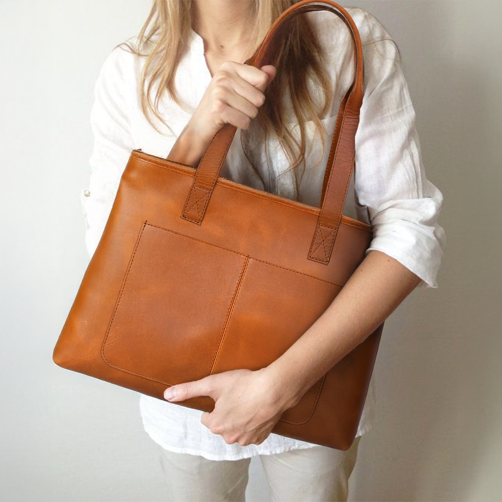 Women’s Leather Tote Bag with Front Pockets – Structured Laptop Shoulder bag